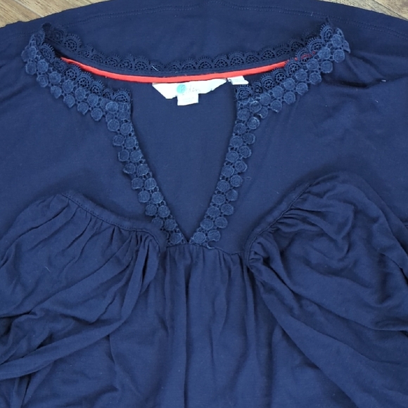 Boden Tops - Boden V-neck Navy Blouse with Lace Detail
